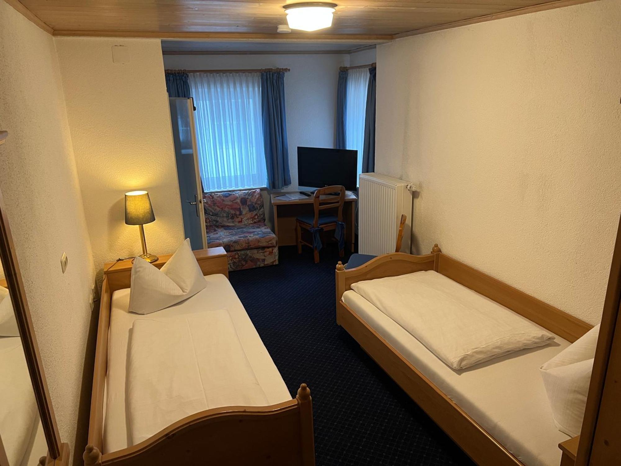 Gasthaus Zur Post Waal エクステリア 写真